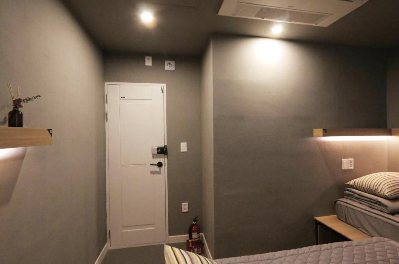 Blueboat Hostel Jeonju Exterior photo
